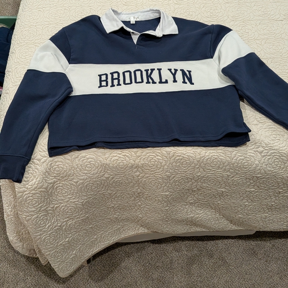 Size L Cropped Rugby Sweatshirt